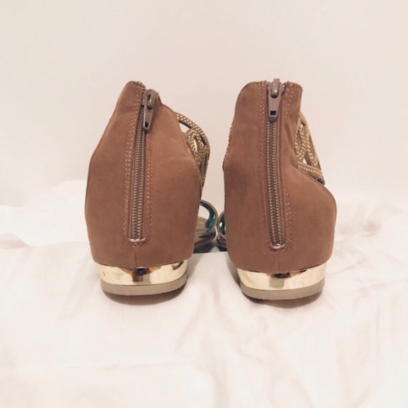 πHost Pick! Henry Ferrera Sandals - Picture 4 of 5